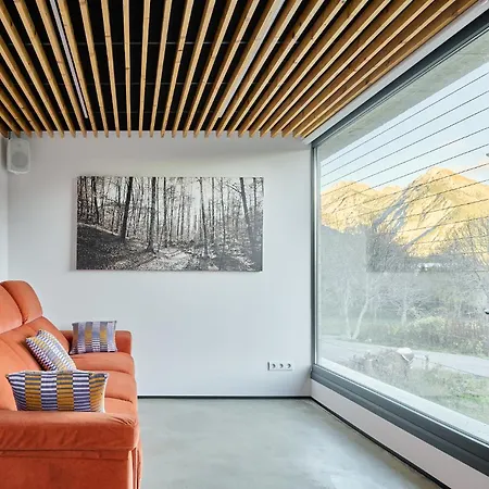 Casa De La Paz En El Valle De Tena Alloggio per agriturismo *