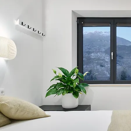 Casa De La Paz En El Valle De Tena