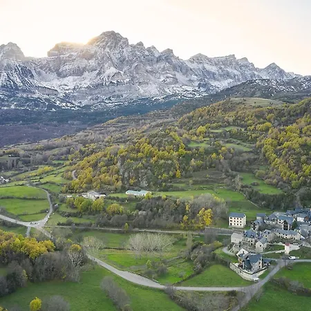 Casa De La Paz En El Valle De Tena ファームステイ *