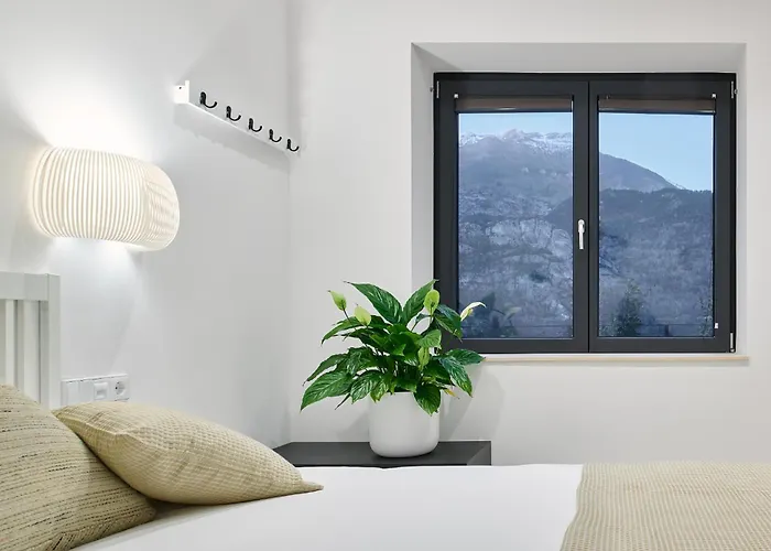 Casa De La Paz En El Valle De Tena