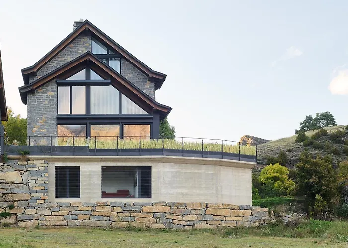 Casa De La Paz En El Valle De Tena Sandiniés